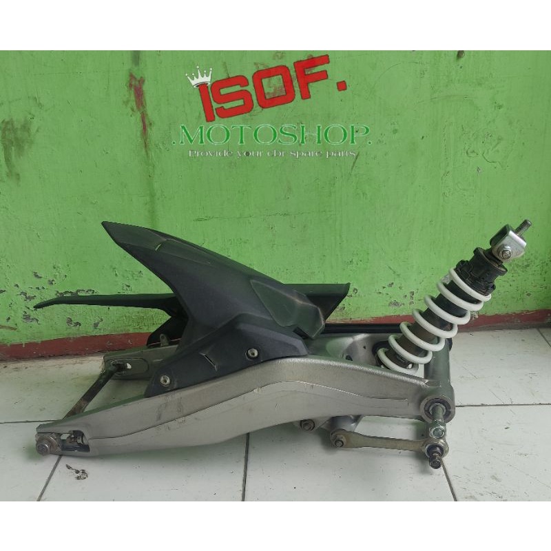 Swing Arm Set Cbr 250rr - Lengan ayun CBR250RR - Arm set CBR 250RR