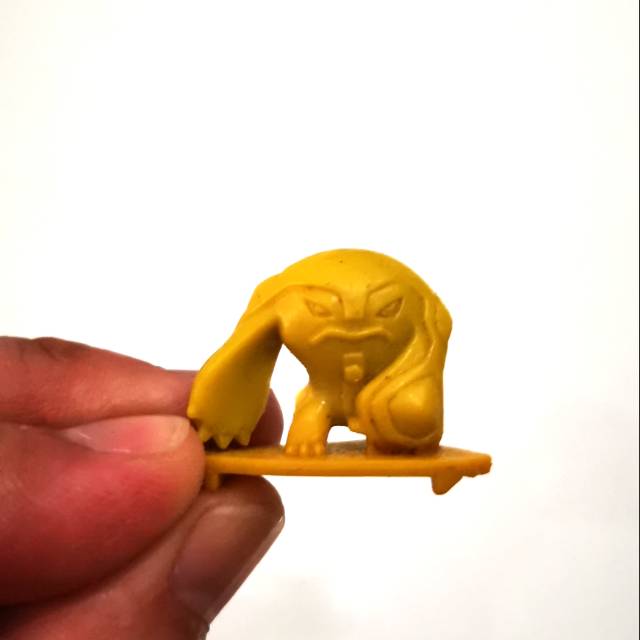 Ben 10 Figure Alien form