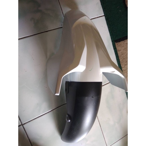 spakbor depan jupiter mx new putih fender front jupiter mx