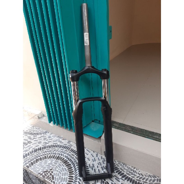 FORK RST 27 5 BOOST QR