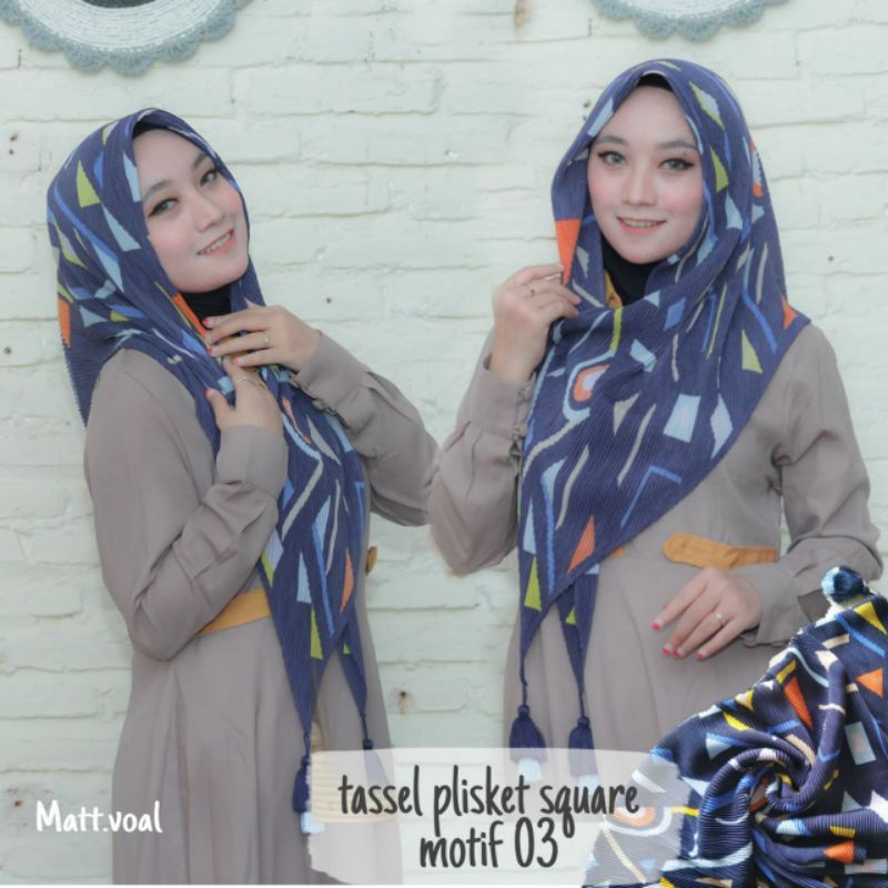 segiempat plisket motif