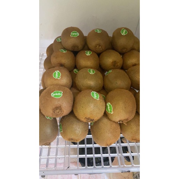 

KIWI BANDUNG 500GR | BUAH SEGAR BANDUNG | WARUNG CEU ENGKAY