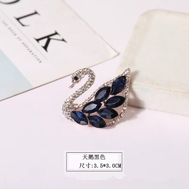 Versi Korea high-end indah kristal bros Temperamen opal bunga angsa Merah cherry bros fashion semua pertandingan aksesoris-10#（black）