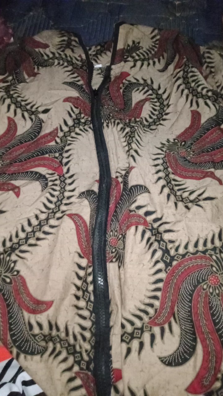 Tunik Batik Tradisional