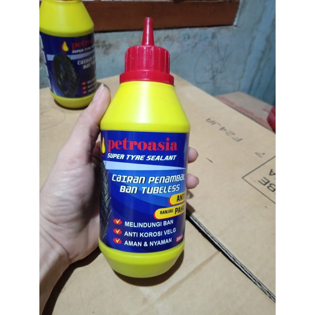Cairan Ban Anti Kempes Bocor Tubeless Tubles Sealant Ban Motor Petroasia UNIVERSAL