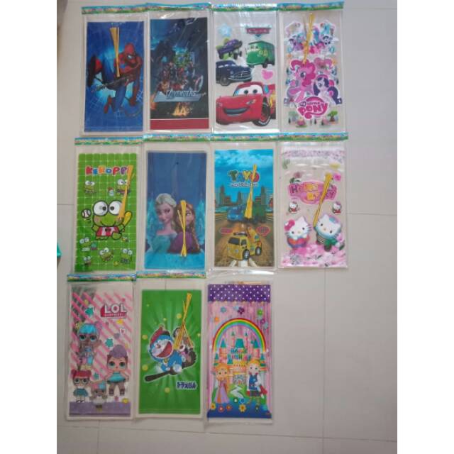 Plastik snack karakter kecil/plastik ulang tahun kecil
