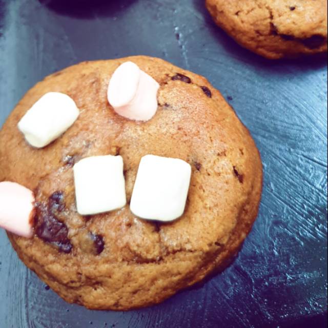 

Soft baked cookies - s'mores