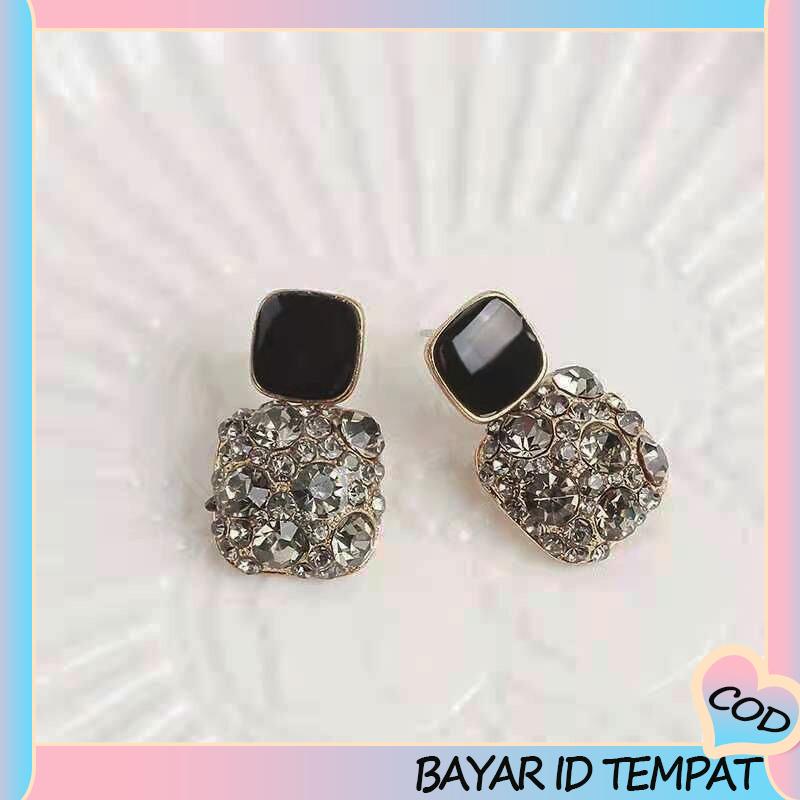 COD❤️ Anting Retro Mewah Siswa Perempuan Sederhana Temperamen Fashion Anting Murah Hati-A.one