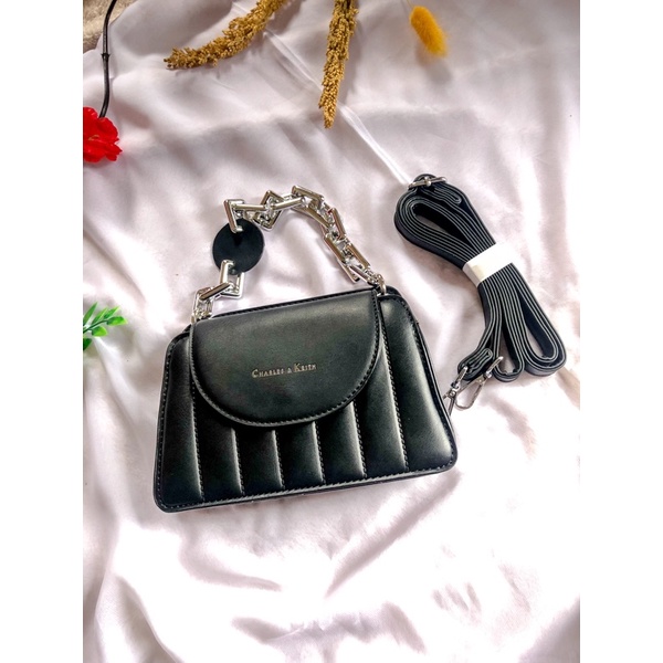 READY TAS FASHION WANITA IMPORT MERK CHARLES & KEITH SUPER PREMIUM/TAS IMPORT/SHOULDER BAGS/TAS SELE