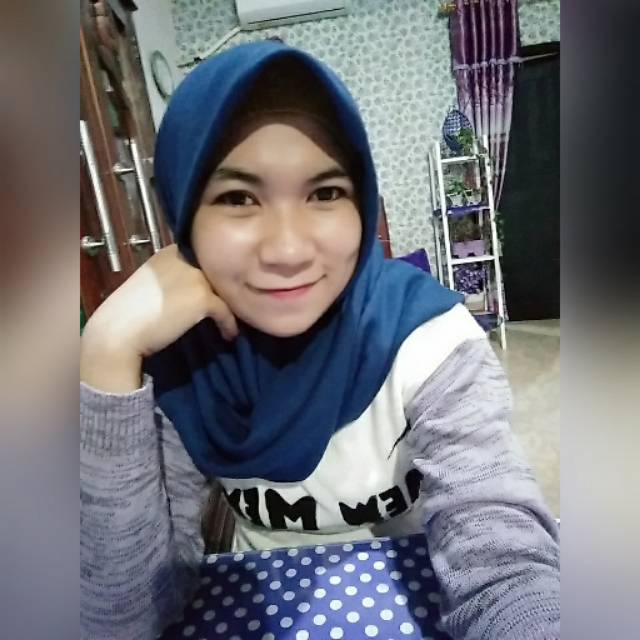 ayhu_putry
