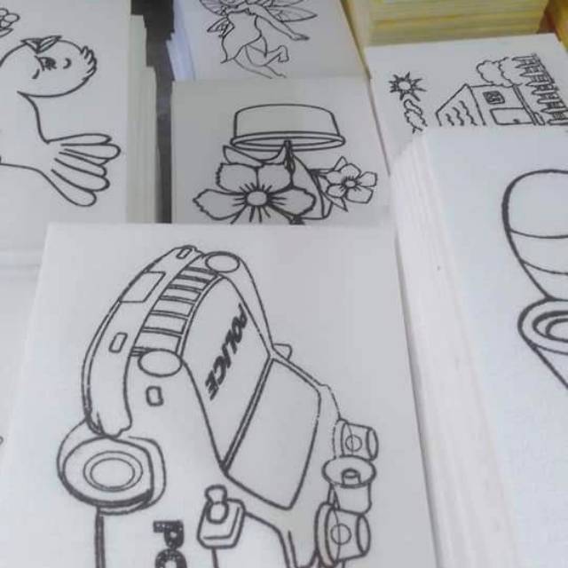 

Gabus styrofoam mewarna