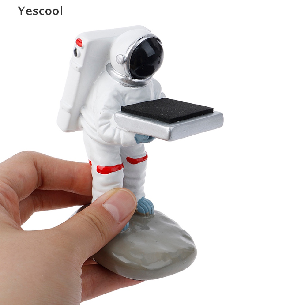 Yes Kotak Display Jam Tangan Bentuk Astronot Bahan Resin