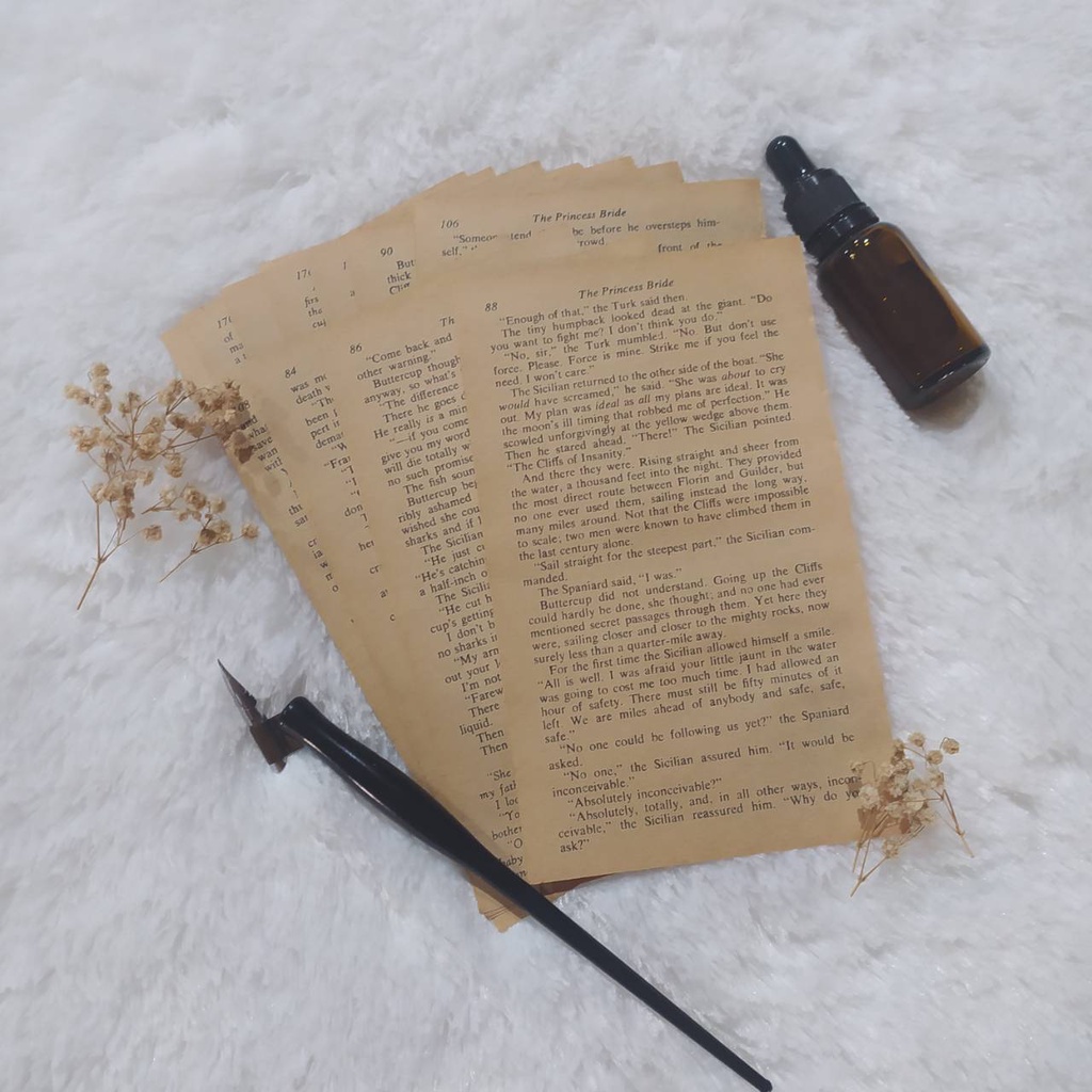 

Old Vintage Novel Paper | Kertas Novel Vintage Lama