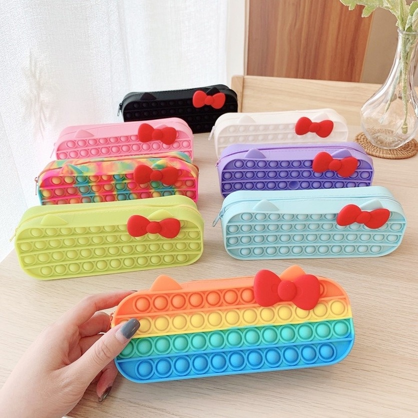 

TEMPAT PENSIL POP IT PITA RAINBOW / KOTAK PENSIL POPIT MOTIF KARAKTER HELLO KITTY LUCU