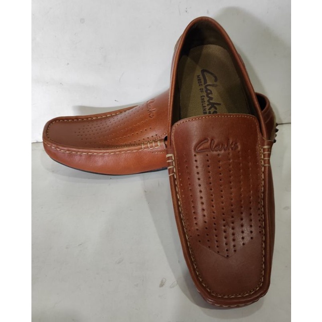 Sepatu Kulit Clarks Untuk Pria