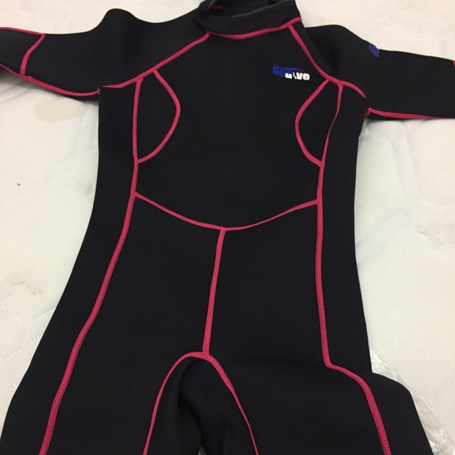 Wet suit
