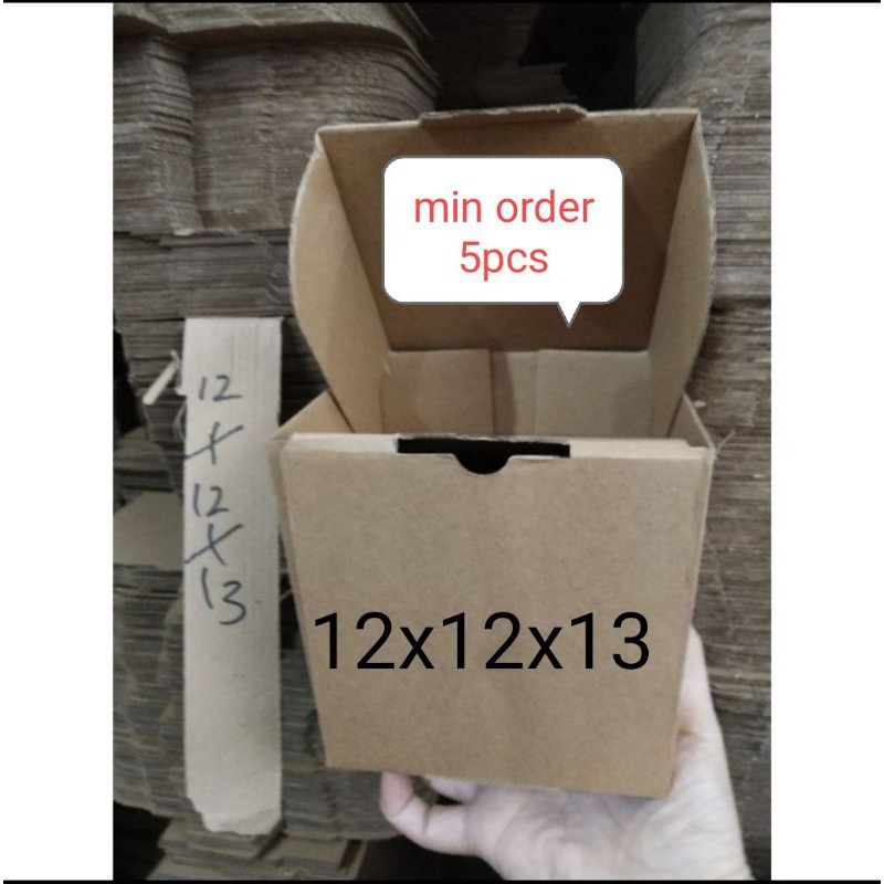 

Kardus packing die cut ukuran 12x12x13