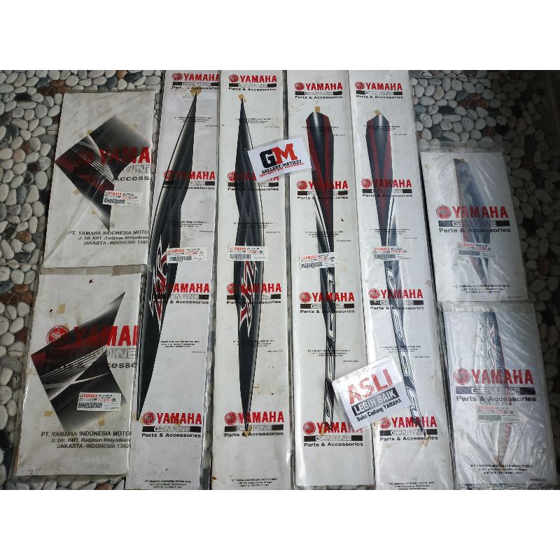 graphic stiker striping Yamaha Vega ZR original putih 2012