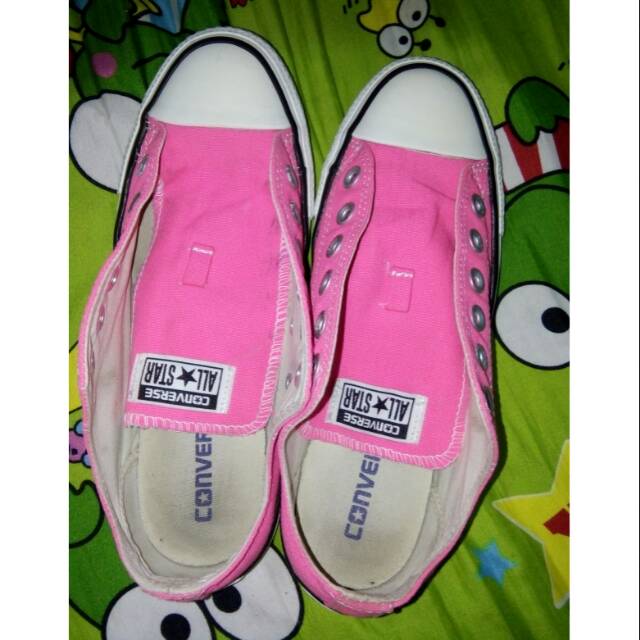 Sepatu converse PL