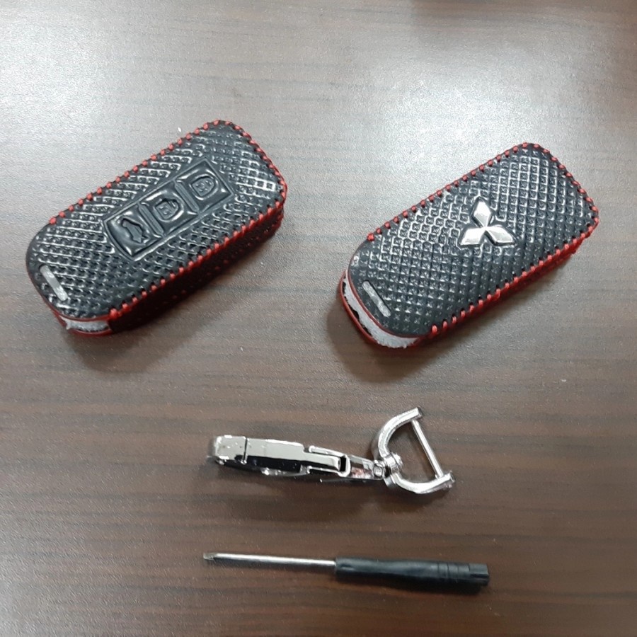 Sarung remote kulit carbon mobil Mits PAJERO 2016 on