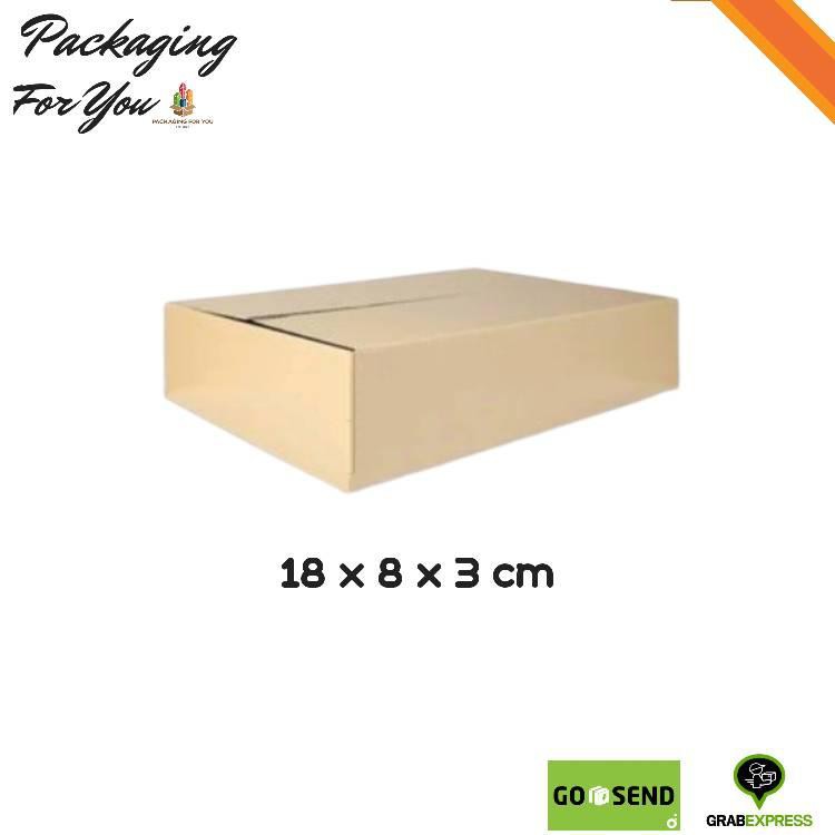 

Kardus Box (18 x 8 x 3) Kotak jam, dompet, dsbg
