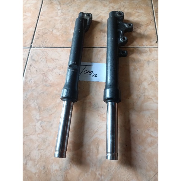 shock depan Suzuki spin 125 original