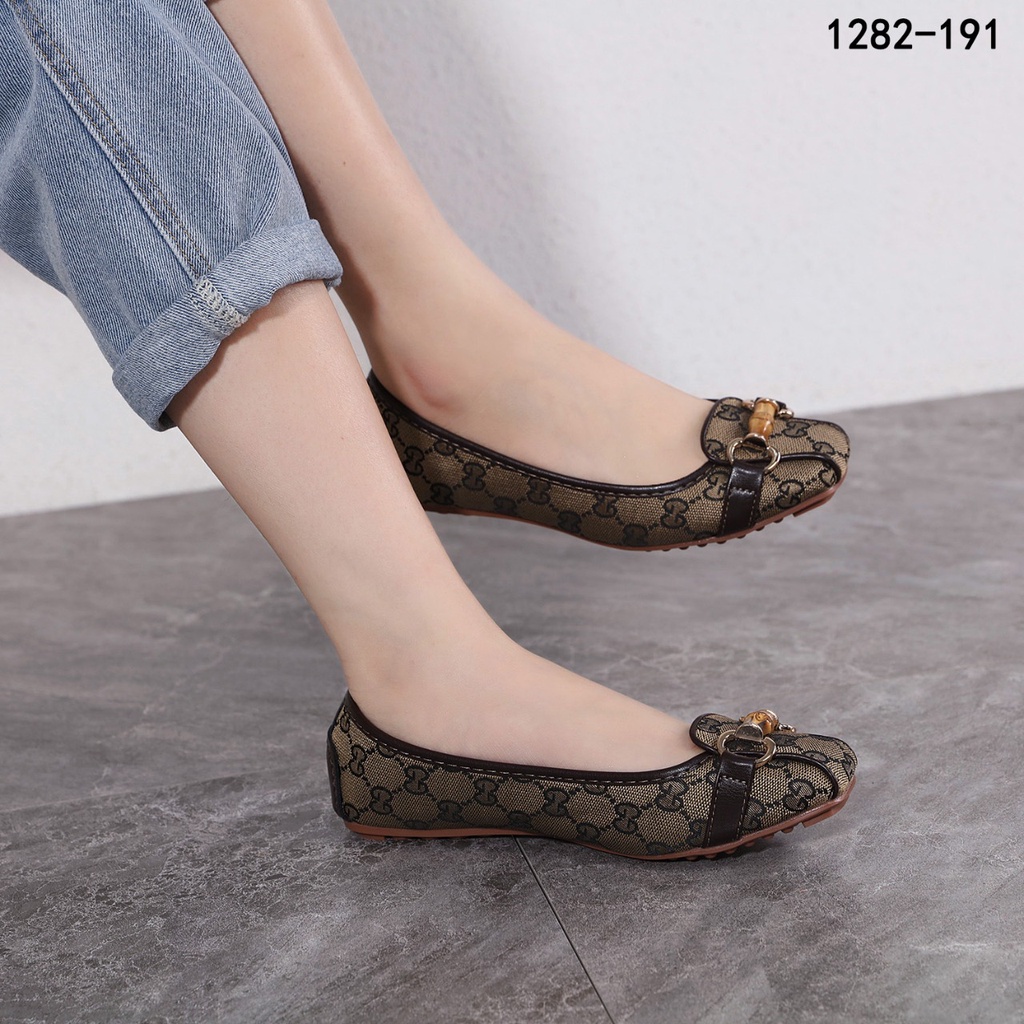 GC Bamboo GG Canvas Flat Shoes 1282-191