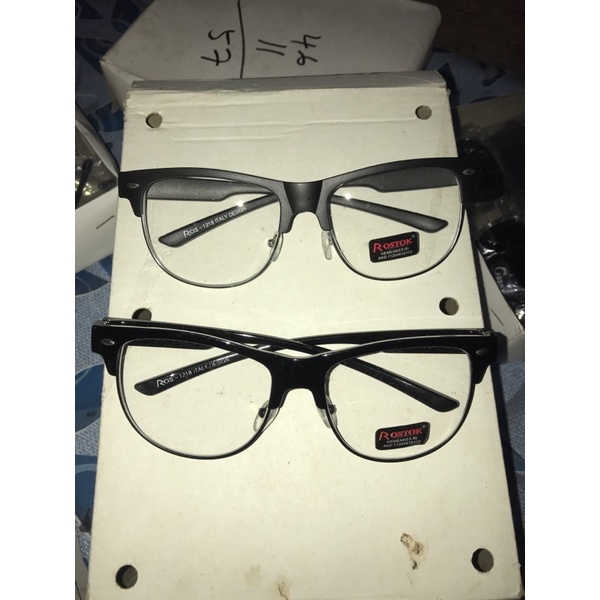 kacamata antik antik alan