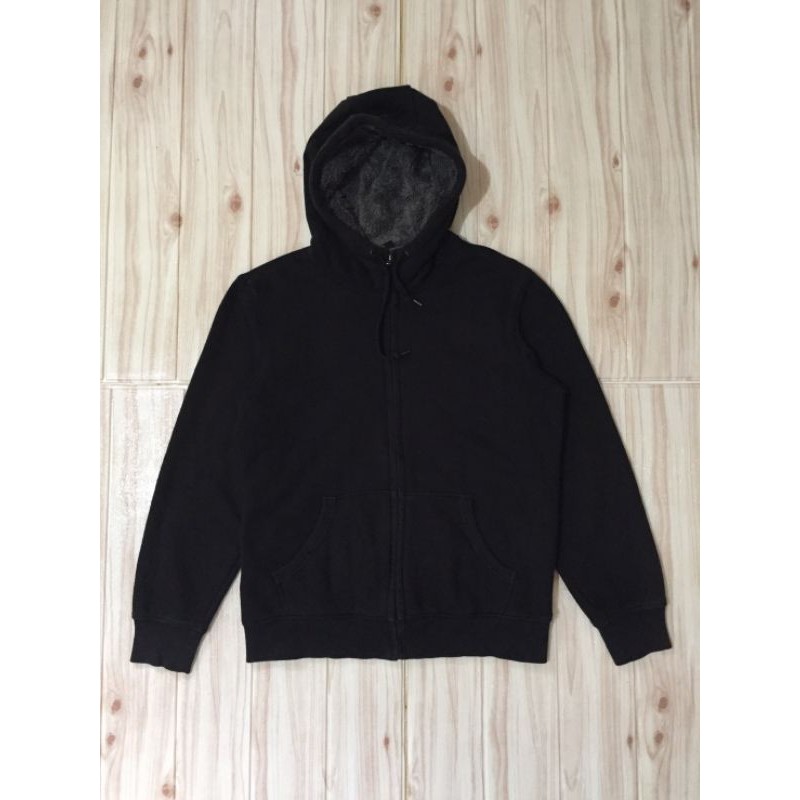 Zip Hoodie Uniqlo Sherpa Hitam