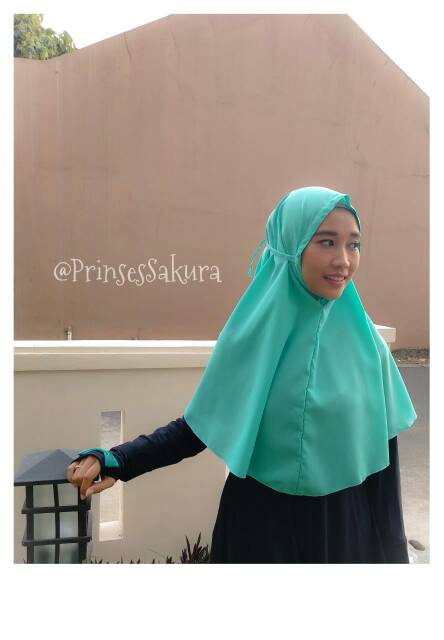 Khimar Instant Wolfis L dan M