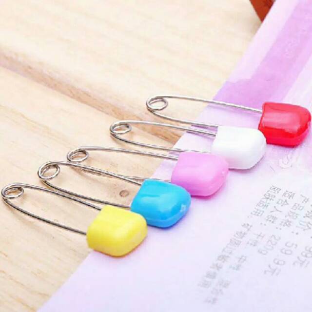 LZ.C16 Safety pin. Peniti bayi. Peniti cemiti besar.