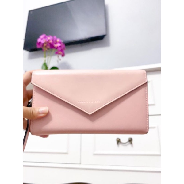 Preloved Charles and Keith | dompet pink pastel | pink wallet