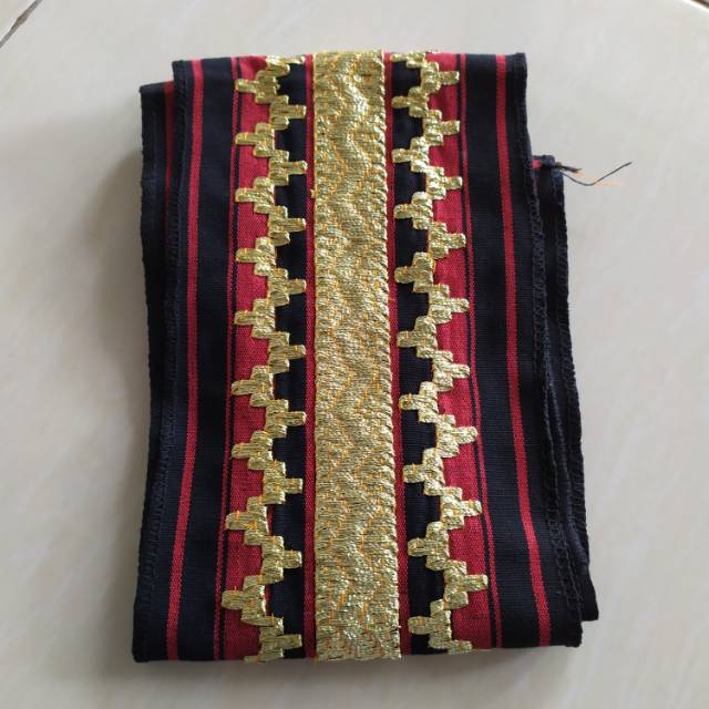 Bisban selendang selempang tapis lampung sasab abung