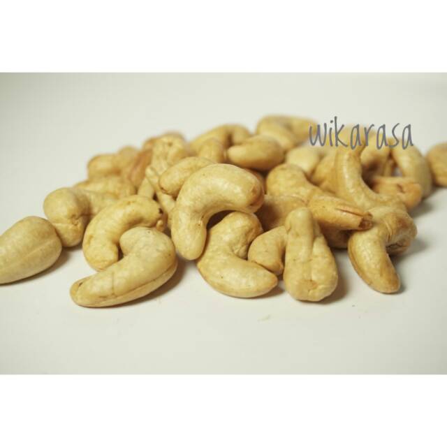 

Kacang Mete Mede Matang Super 1 Kg Wonogiri