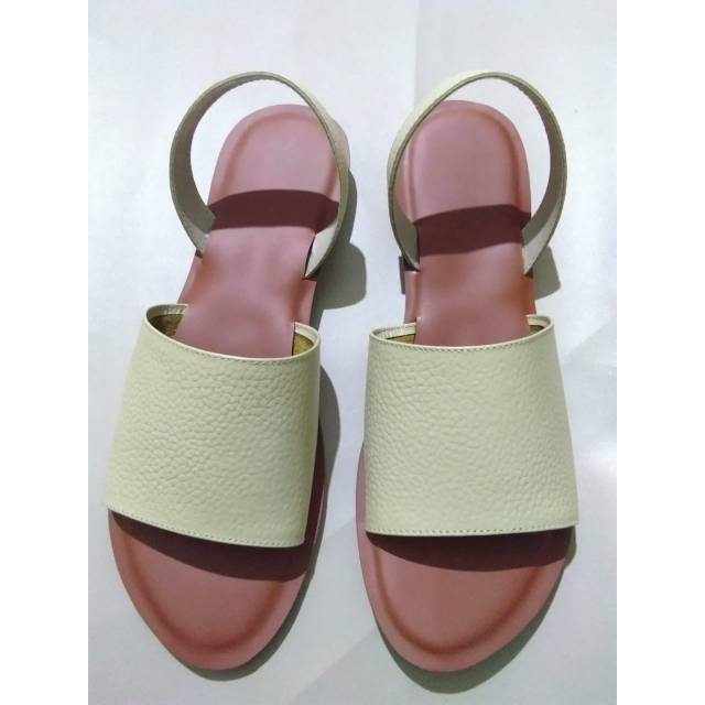 Sandal teplek tali