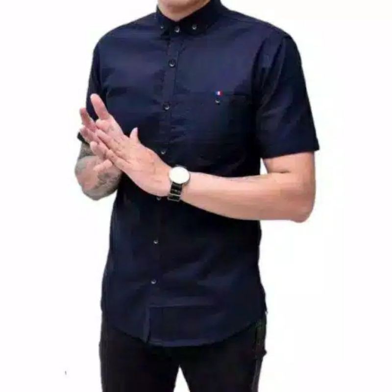 KEMEJA PRIA BOYI TOP MAN LENGAN PENDEK KASUAL FORMAL KERJA PUTIH HITAM NAVY GREY WARNA WHITE