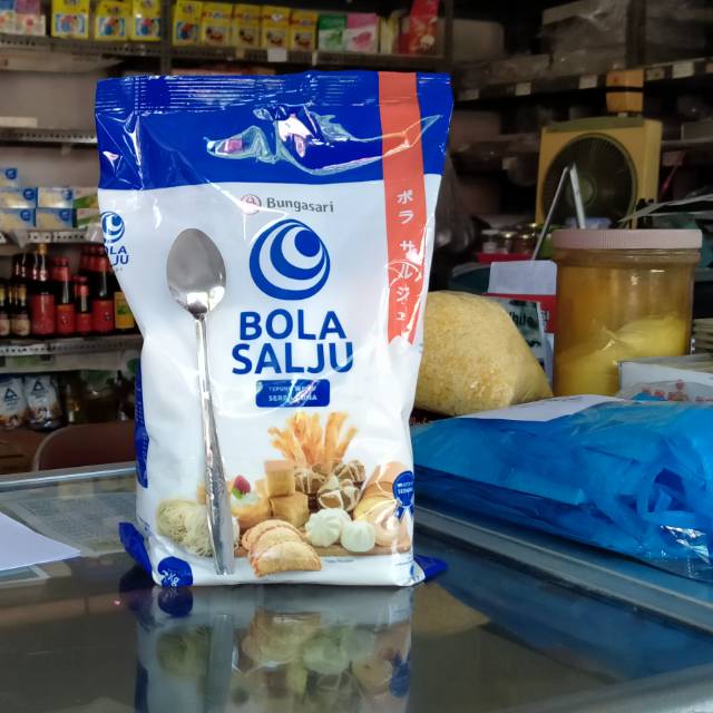 

Tepung terigu bola salju