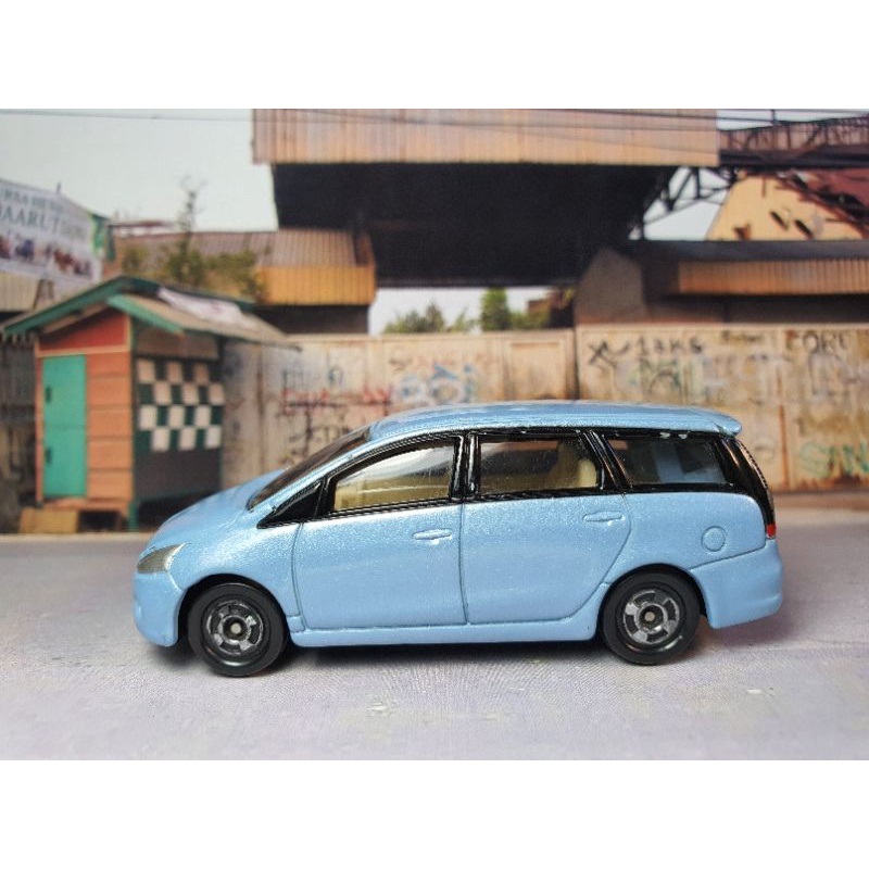 Tomica Mitsubishi Grandis (27) - Blue