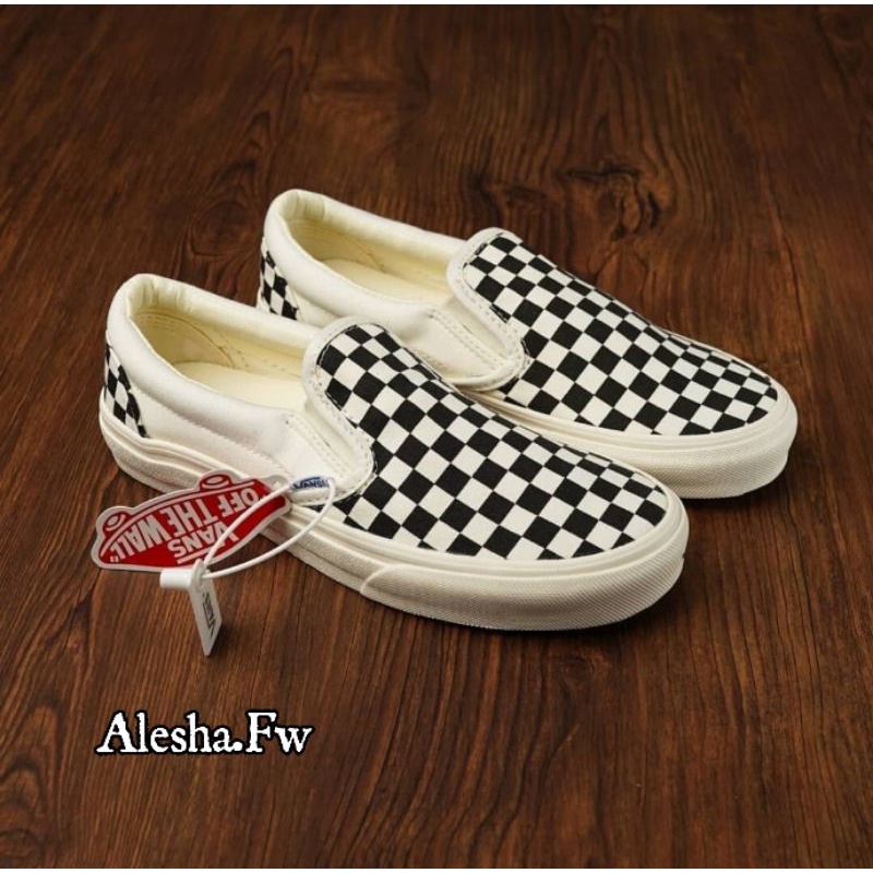 Paket 100% Import Sepatu Vans Slip On Mono Checkerboard  + Kaos Kaki  / Vans Slip-On Checkerboard Black-White OG / Vans Slip On Catur OG Terlaris Premium Hight Quality