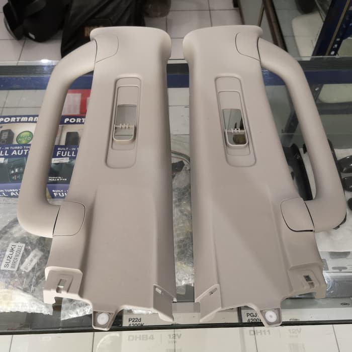 Pillar Assist Handle Grip Toyota Fortuner VRZ