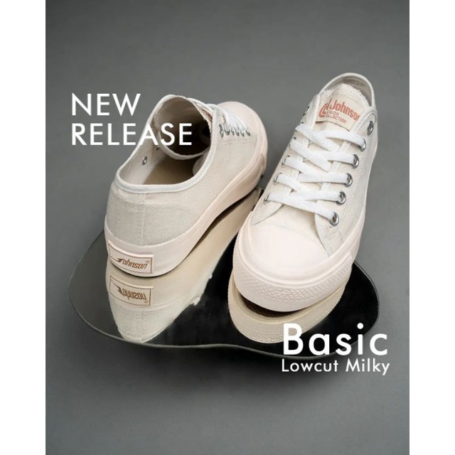 Sepatu johnson basic milky low cut - jhonson original