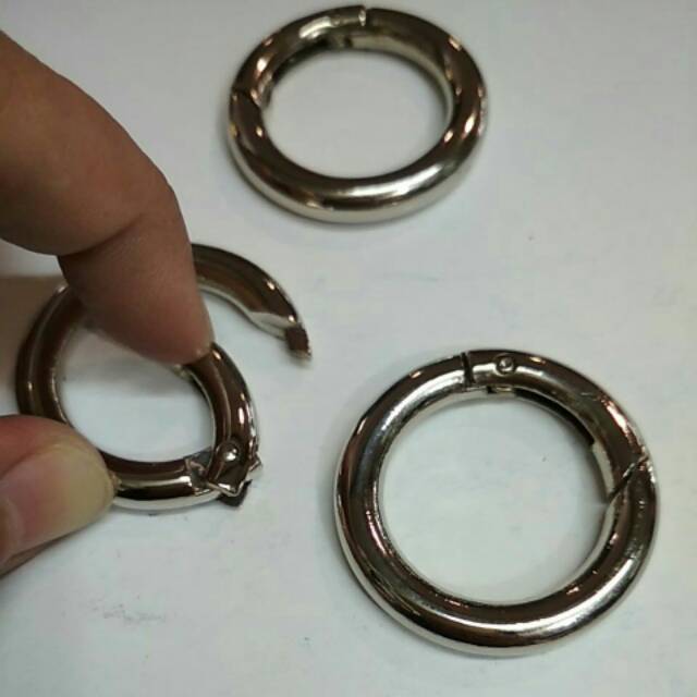 Ring bulat buka 2,5cm nikel @1 PCS