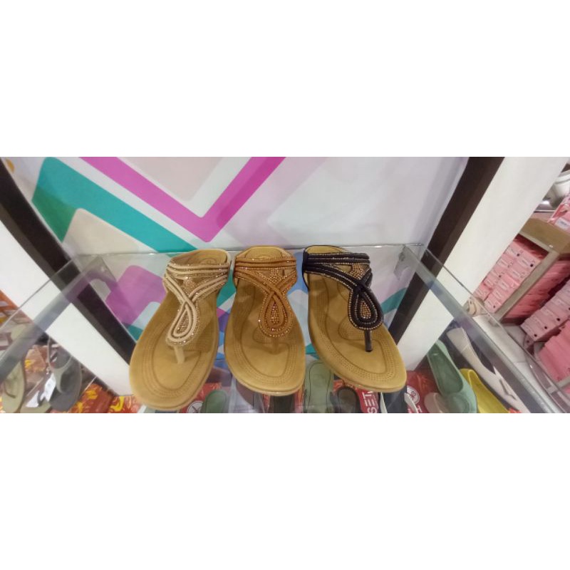 Sendal flat genny, genny sendal flat