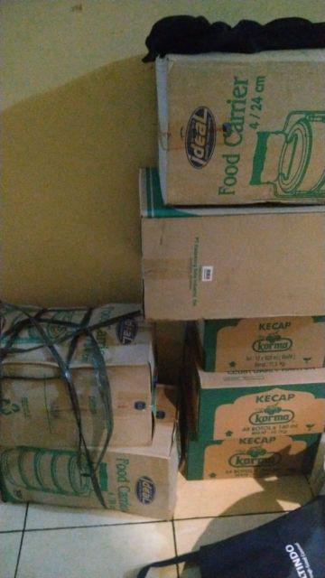 Ideal Rantang Makan Enamel Susun 4 Diameter 24 Cm