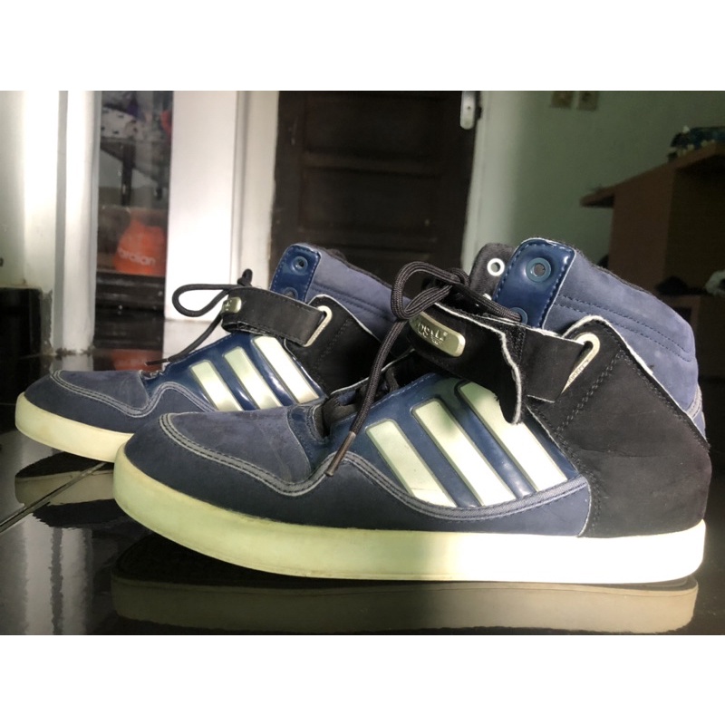 ADIDAS HIGH SHOES THRIFT PRELOVED