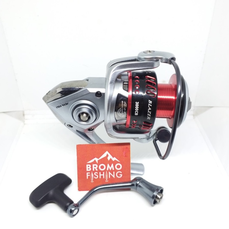 Reel MAGURO BLAZER 3000