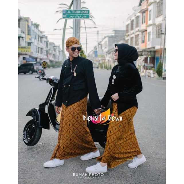 Baju Couple / Baju Prewed Adat Jawa - Solo, Motif Sidomukti