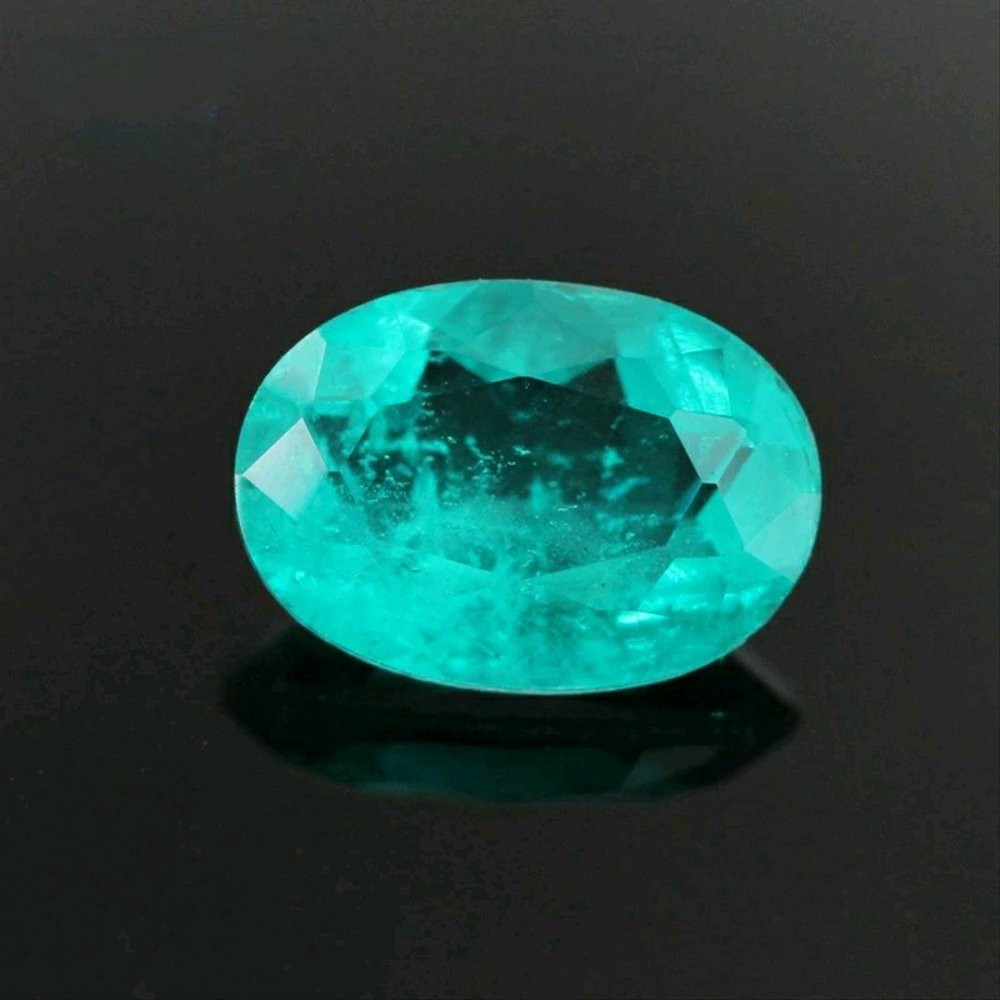 BATU PERMATA NATURAL ZAMRUD GREEN EMERALD BERLY TERMURAH