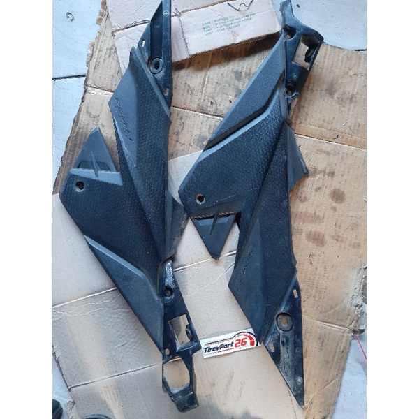 Cover tutup aki New cb 150r led ori