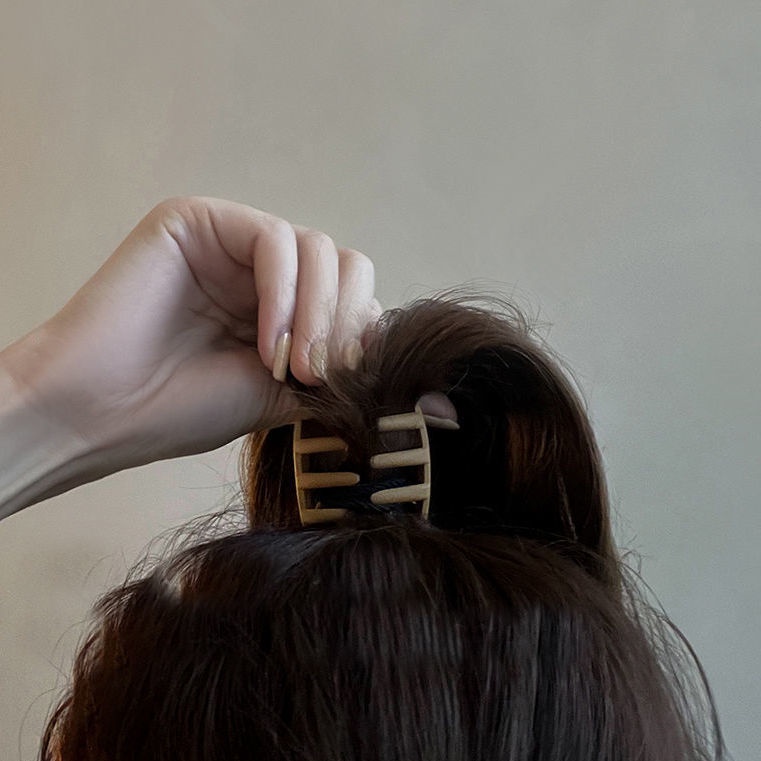 Matte High Ponytail Hairpin Grabs Clip Hiasan Kepala HairClip Mini Untuk Wanita Perempuan